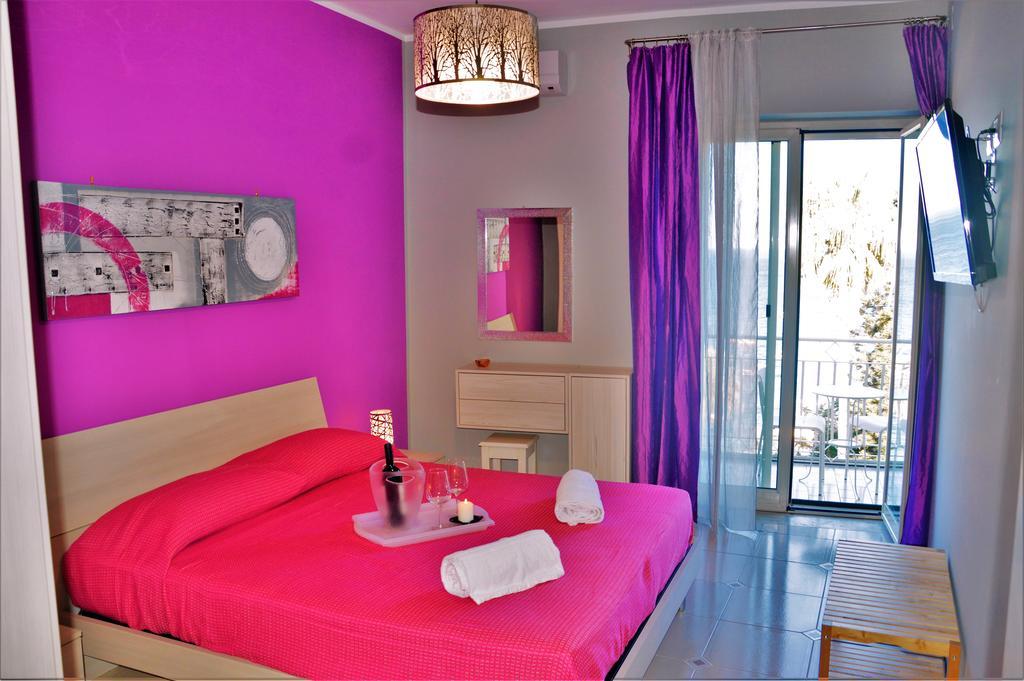 B&B A Due Passi Dal Mare Taormina Dış mekan fotoğraf